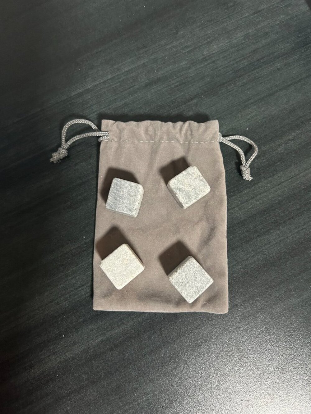 Set of 4 Whiskey Stones NWOT - Picture 2 of 3